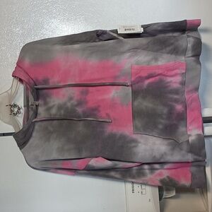 Silverwear 2 Pc. Tye Dye Short set. NWT  hoodie shorts used cond. Size  Large